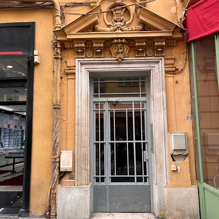 2 Pieces Hyper Centre Proche Apartament